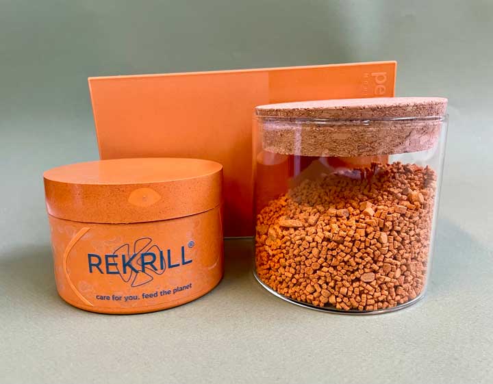 REKRILL® Orange, biopolimero 100% bio-based, biodegradabile e compostabile di Krill Design per l'industria del packaging cosmetico e di lusso
