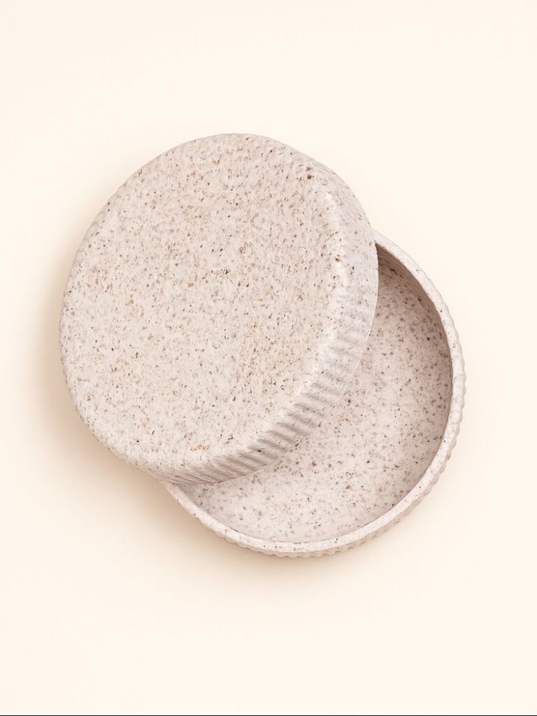 Rekrill biopolymer makeup packaging